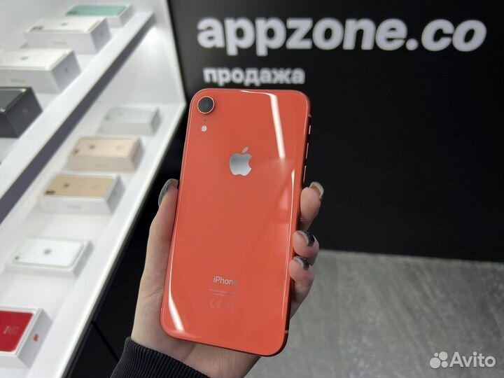 iPhone Xr, 64 ГБ
