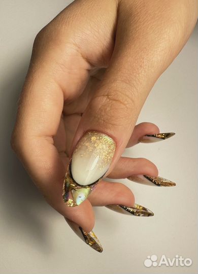 Маникюр, наращивание ногтей