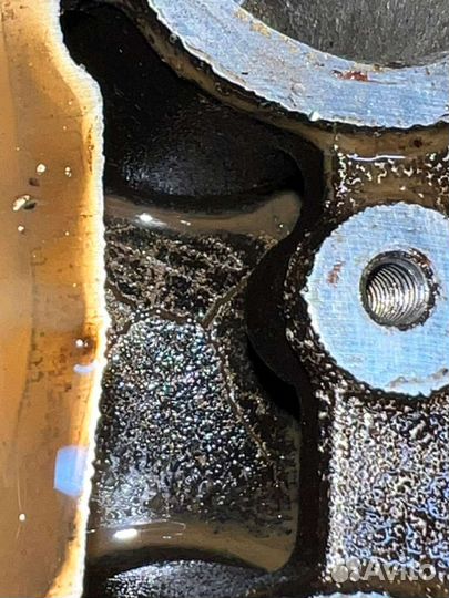 Продаю головку на Приору