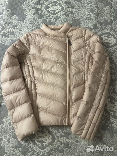 Продаю куртку Calvin Klein