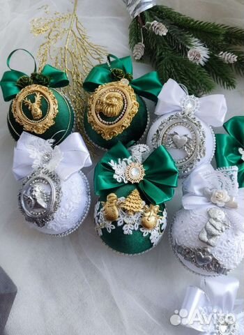 Новогодние украшения на елку