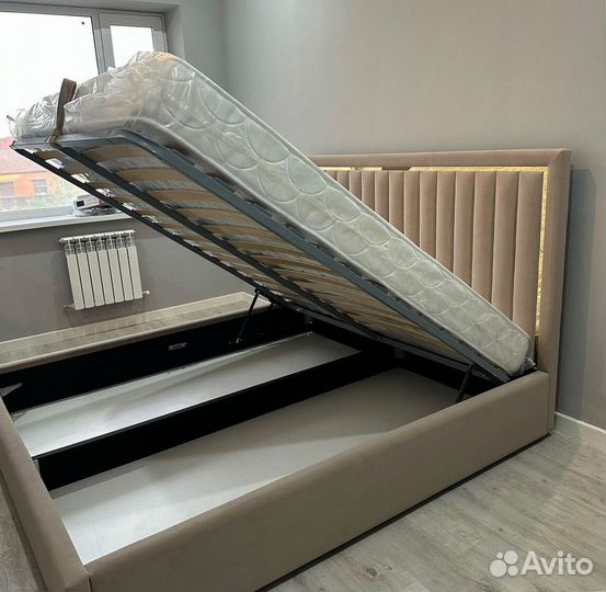 Современная кровать