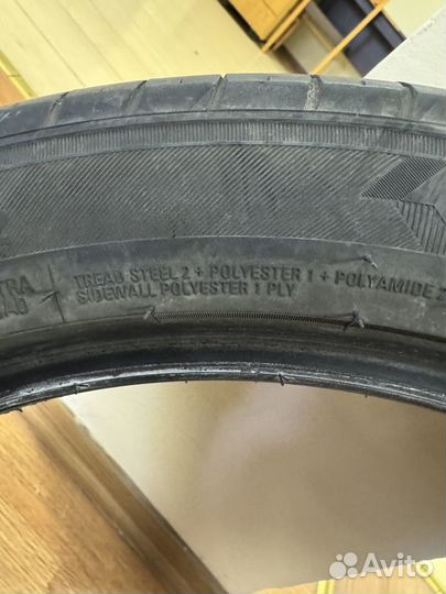 Kumho Ecsta HS52 215/45 R17 91W