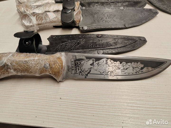 Нож охотничий Кизляр в кожаном чехле Клык