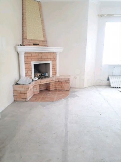 Коттедж 370 м² на участке 6 сот.