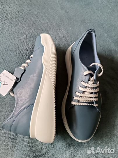 Кеды женские 38р натуральная кожа