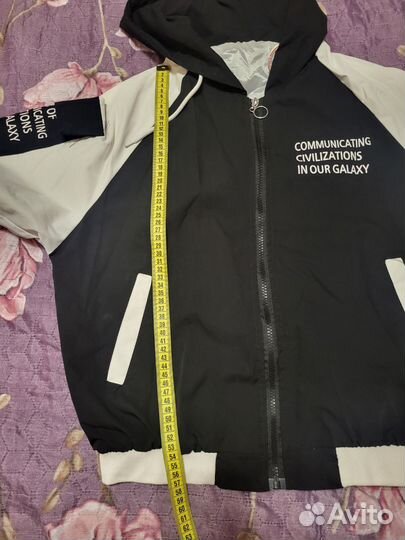 Ветровка женская