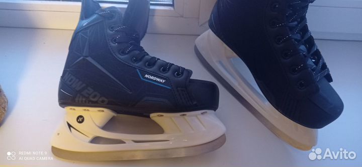 Продам коньки