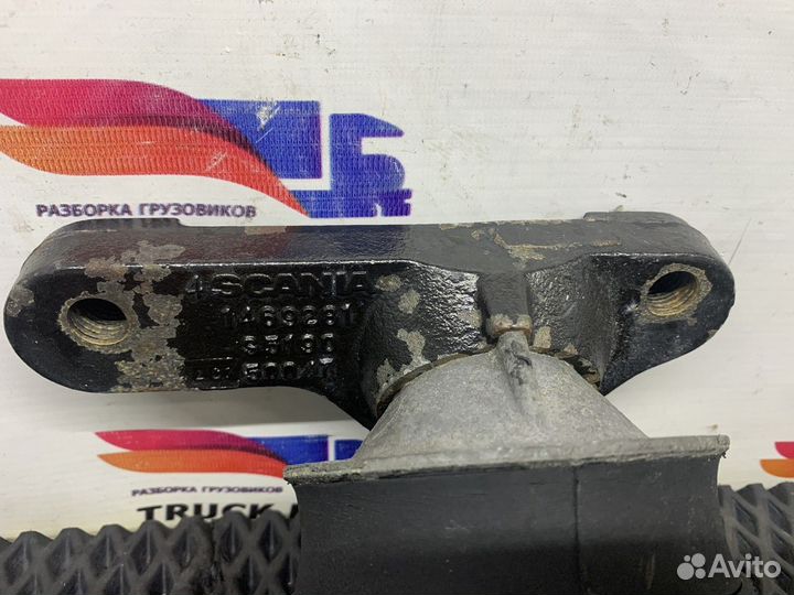 Подушка двигателя правая