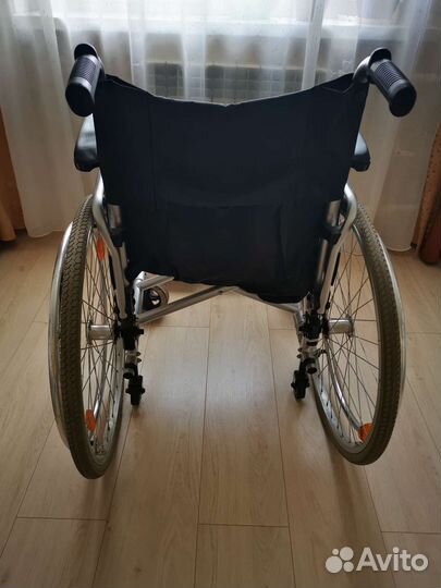 Коляска инвалидная