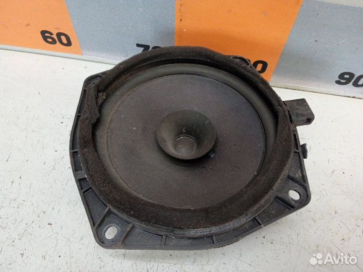 Динамик Mitsubishi Pajero 3 3.5 2003