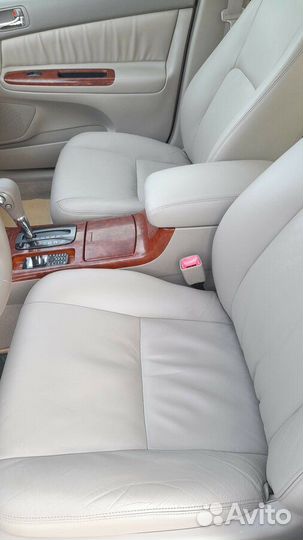 Toyota Camry 3.0 AT, 2005, 178 859 км