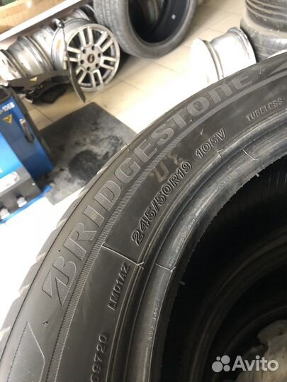 Bridgestone Blizzak LM005 RFT 245/50 R19