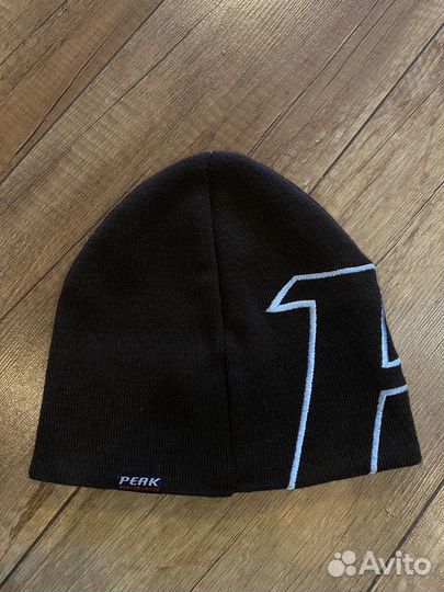 Шапка Peak Performance