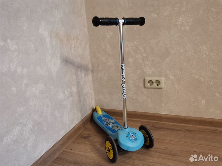 Самокат детский трехколесный