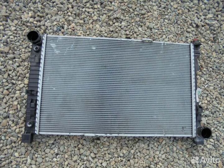 Радиатор Mercedes-Benz C180 W203 271.946 M271 KE18