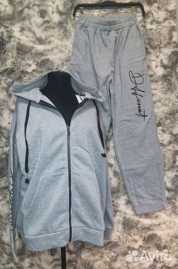 Спортивный костюм