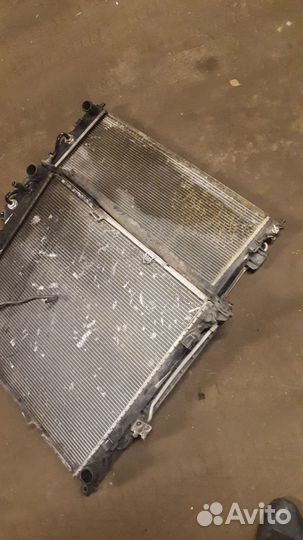 Радиатор Хюндай Экус 3,8