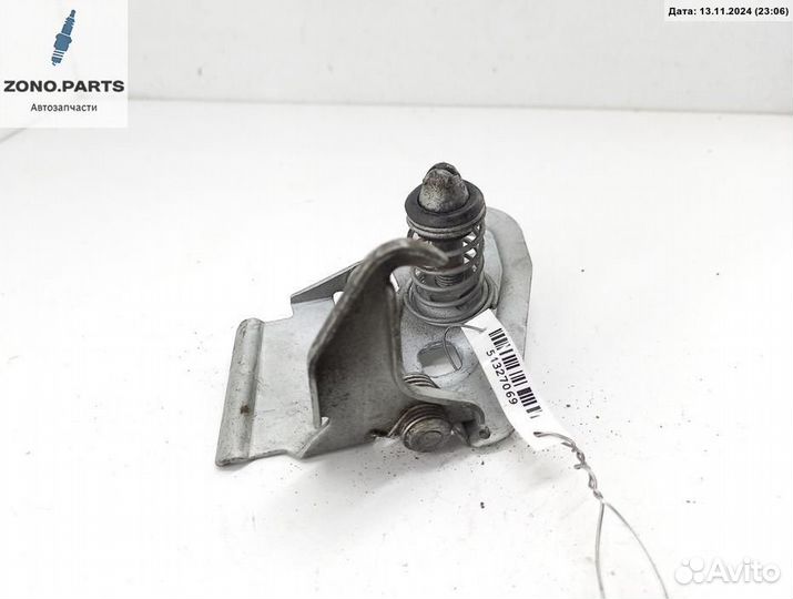 Замок капота 8130865 на BMW 3 E36 (1991-2000)