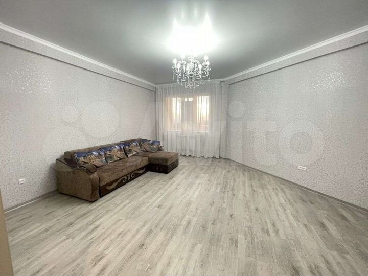 2-к. квартира, 70 м², 6/12 эт.