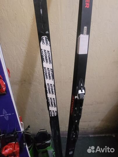 Топовые беговые atomic redster skintec 202