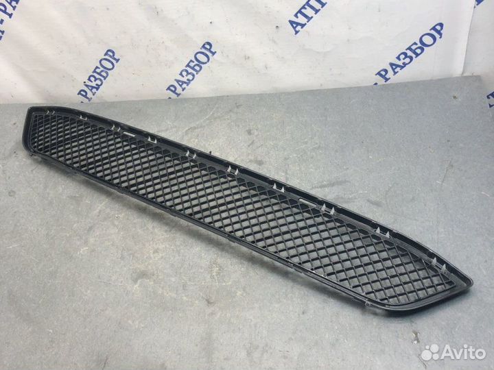 Решетка бампера Bmw X1