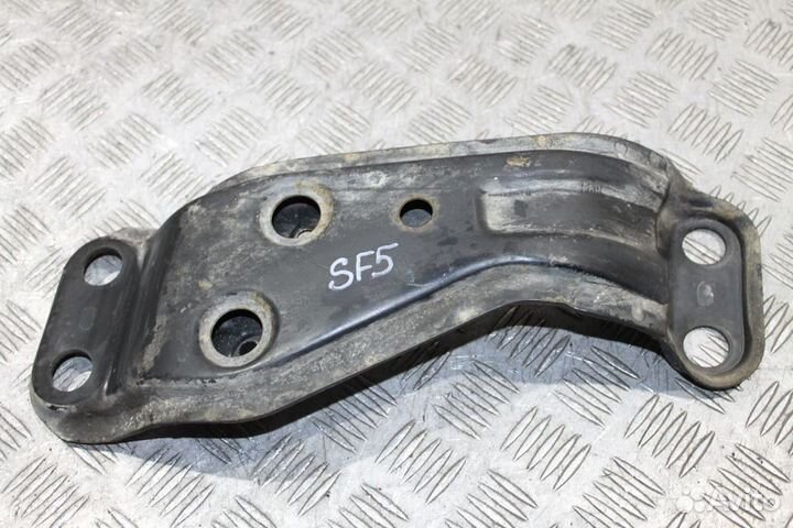 Траверса кпп МКПП Subaru Forester SF Impreza GC