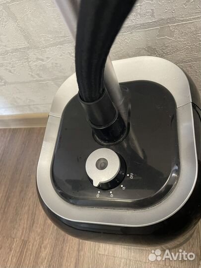 Отпариватель для одежды вертикальный