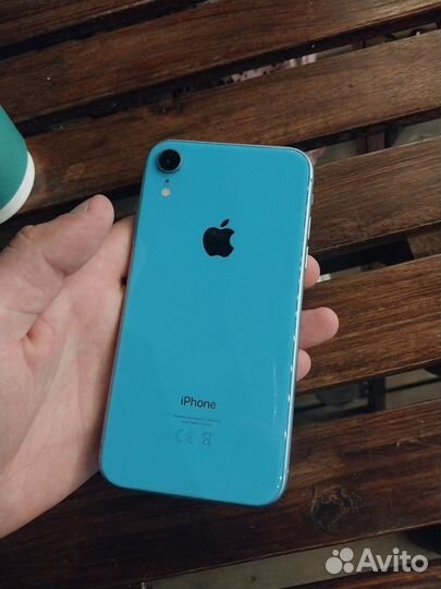 iPhone Xr, 64 ГБ