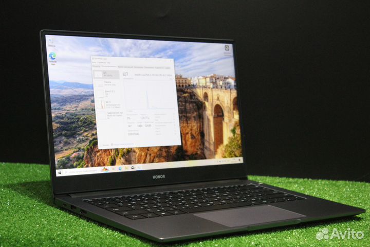 Ноутбук honor i3-10110