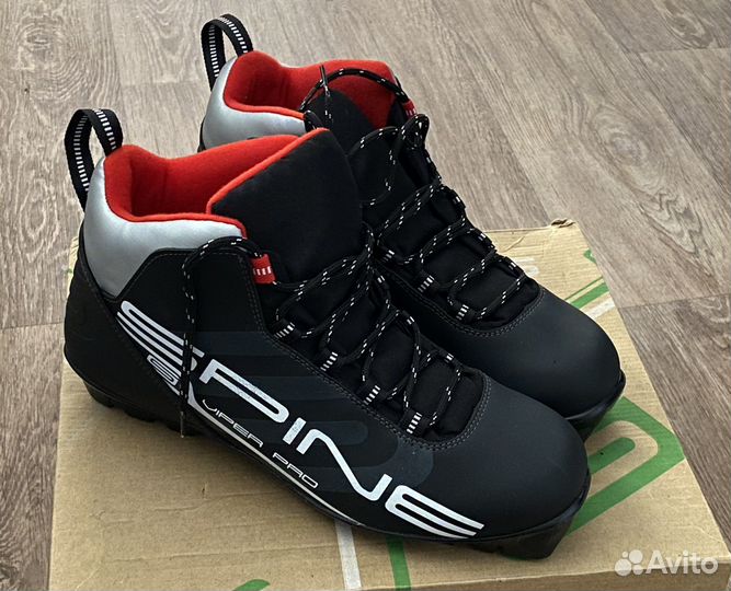 Лыжные ботинки мужские SNS