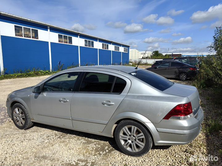 Opel Astra 1.8 AT, 2010, 306 000 км