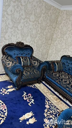 Диваны и холлы бу