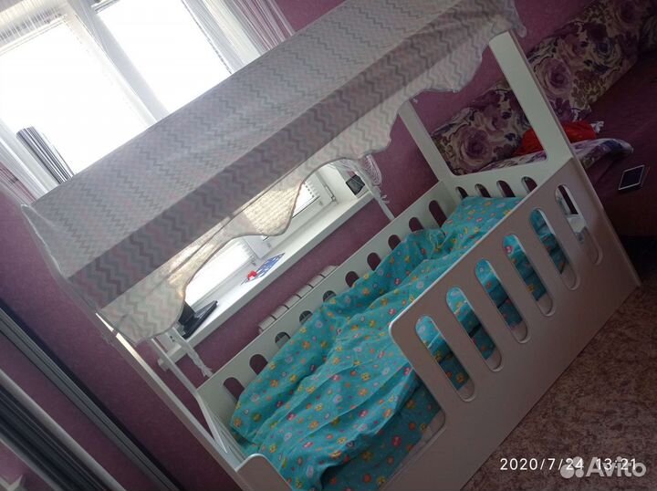 Детская кровать домик с матрасом