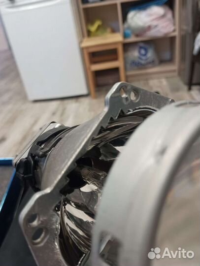 Продам биксеноновые линзы Hella 3 original