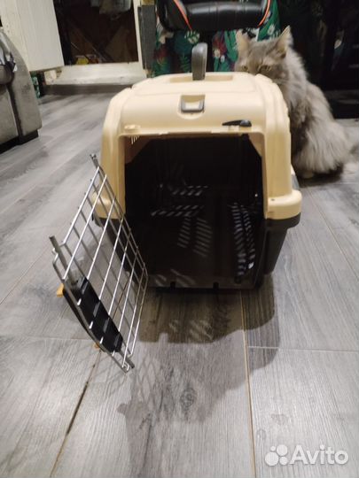Переноска для кошек пластиковая бу