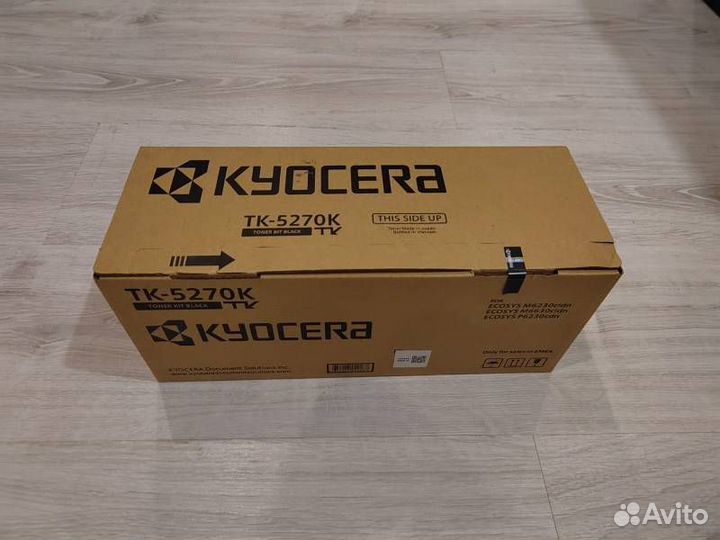 Оригинальный картридж Kyocera TK-5270К, черный