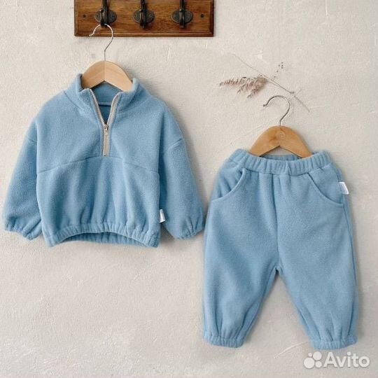 Костюм детский новый
