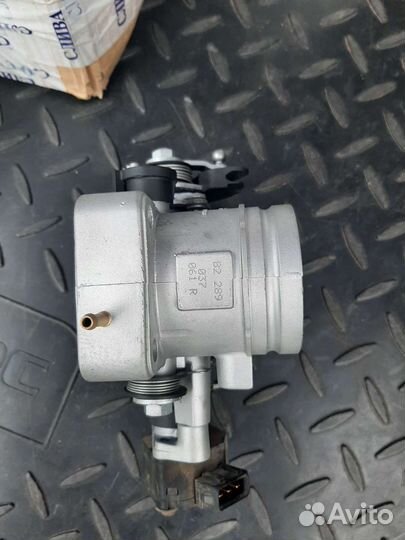 Дроссельная заслонка Ауди 80 2.0 авк