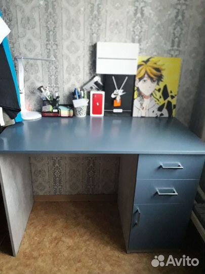 Продам компьютерный стол