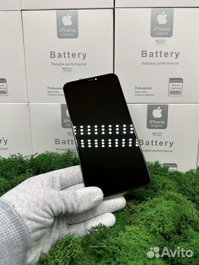 Дисплей на iPhone XS Max