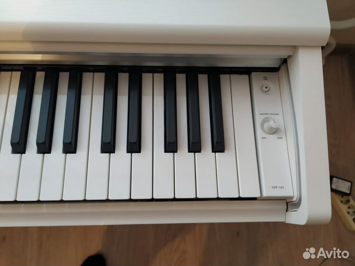 Yamaha YDP-145WH новое цифровое пианино + банкетка