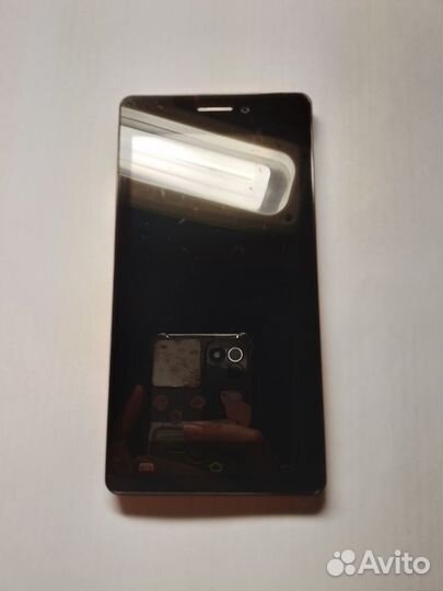 Телефон prestigio