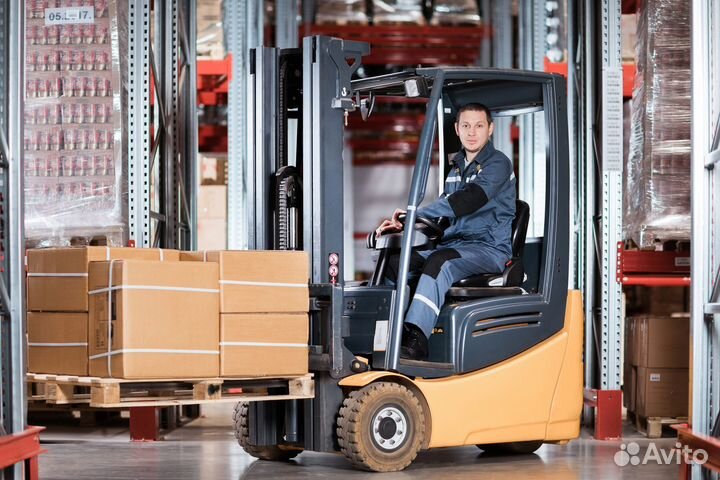 Водитель погрузчика (сменный график 3/3)