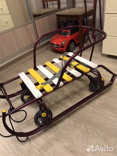 Санки с выдвижными колесами