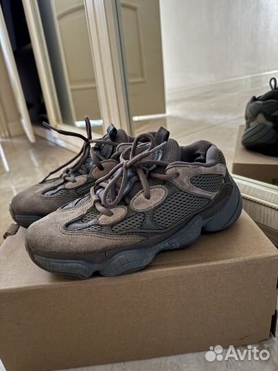 Yeezy boost 500