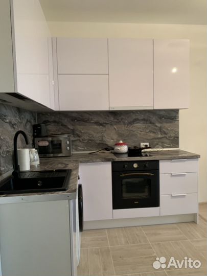 Угловая кухня. Белый глянец ксп:37490