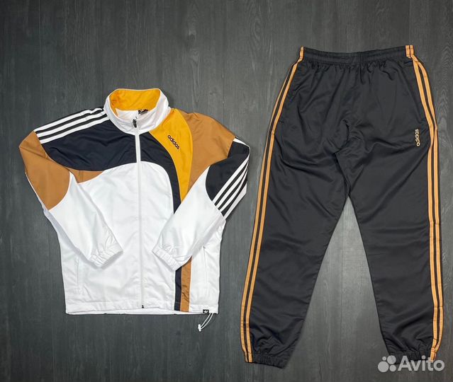 Спортивный костюм Adidas