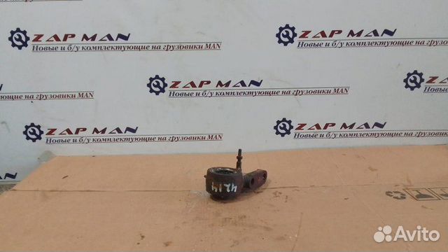 Опорный кронштейн правый Man Tga