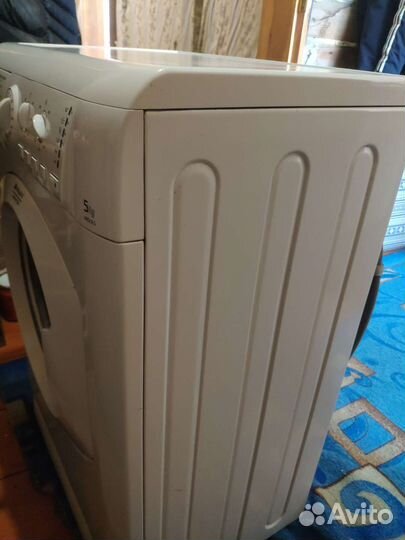 Стиральная машина с вертикальной загрузкой